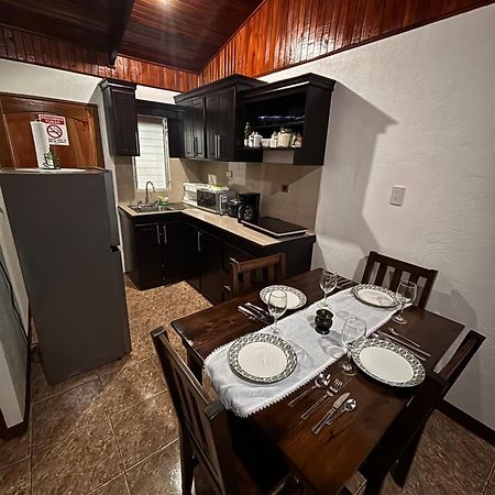 Apartamentos Maily La Fortuna Extérieur photo