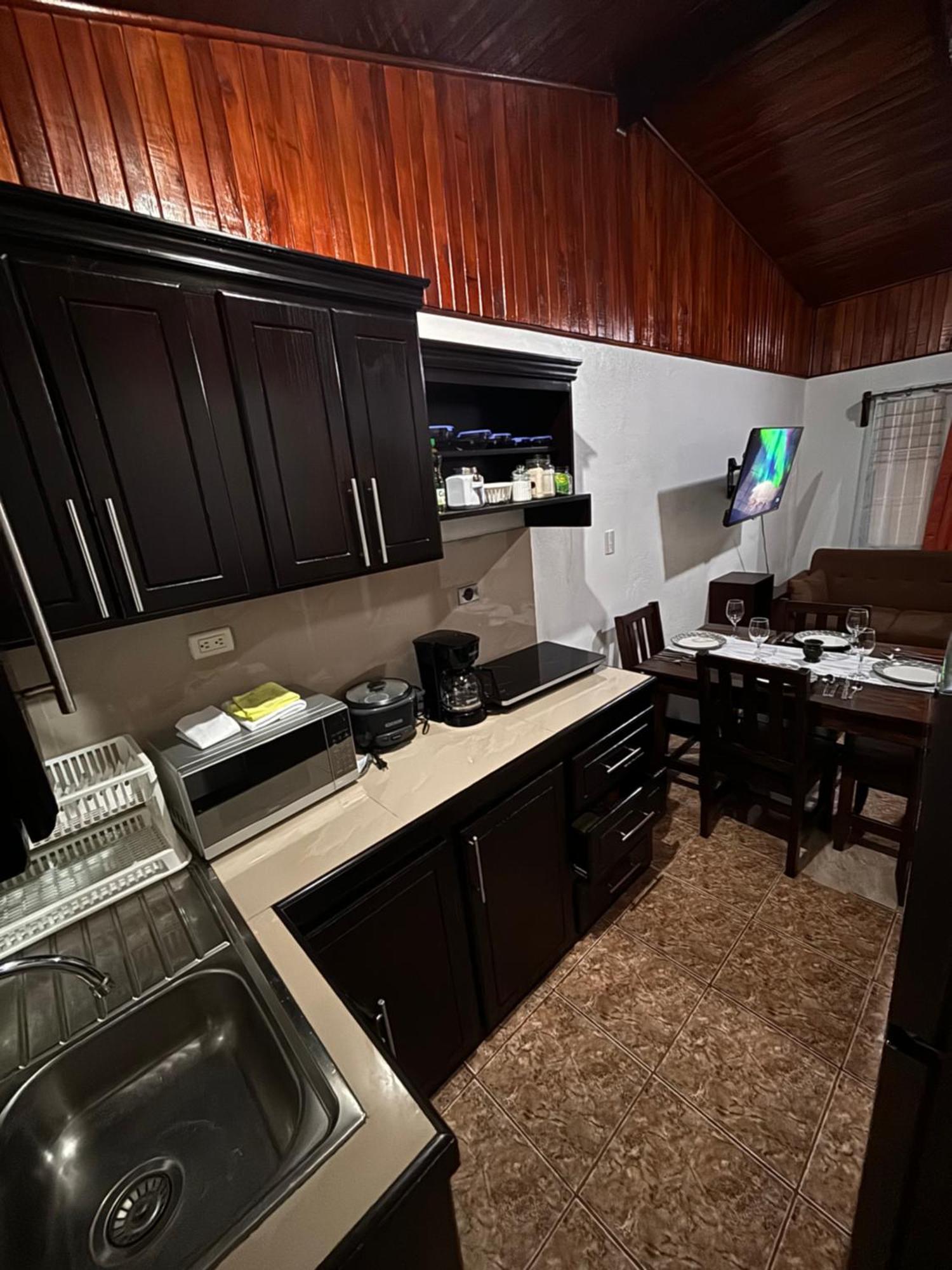 Apartamentos Maily La Fortuna Extérieur photo