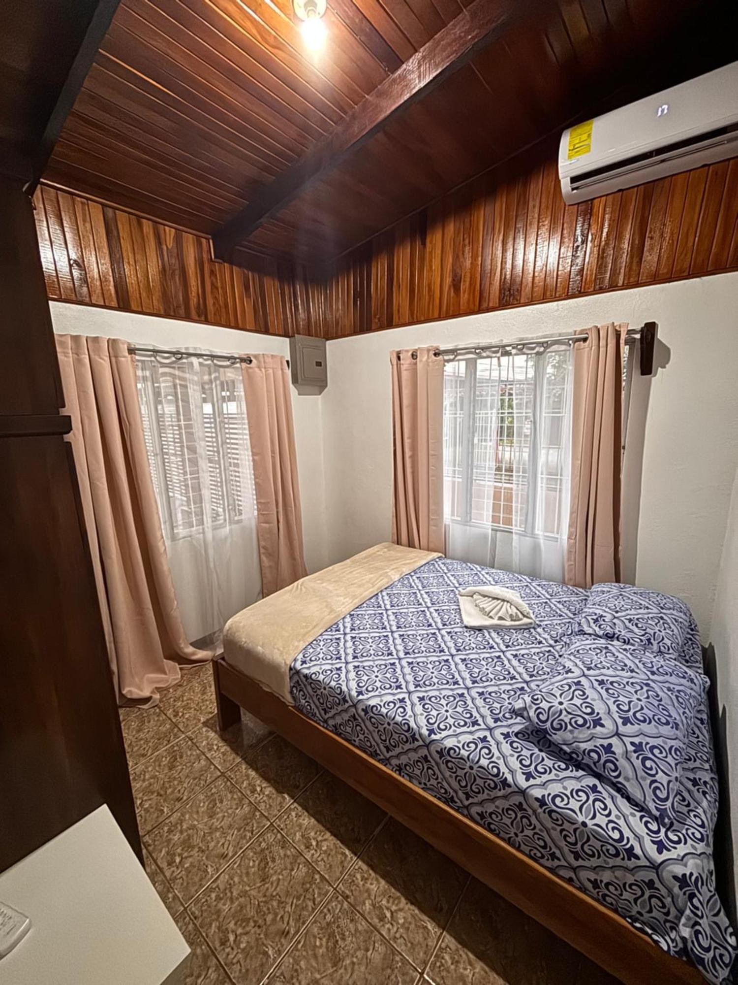 Apartamentos Maily La Fortuna Extérieur photo
