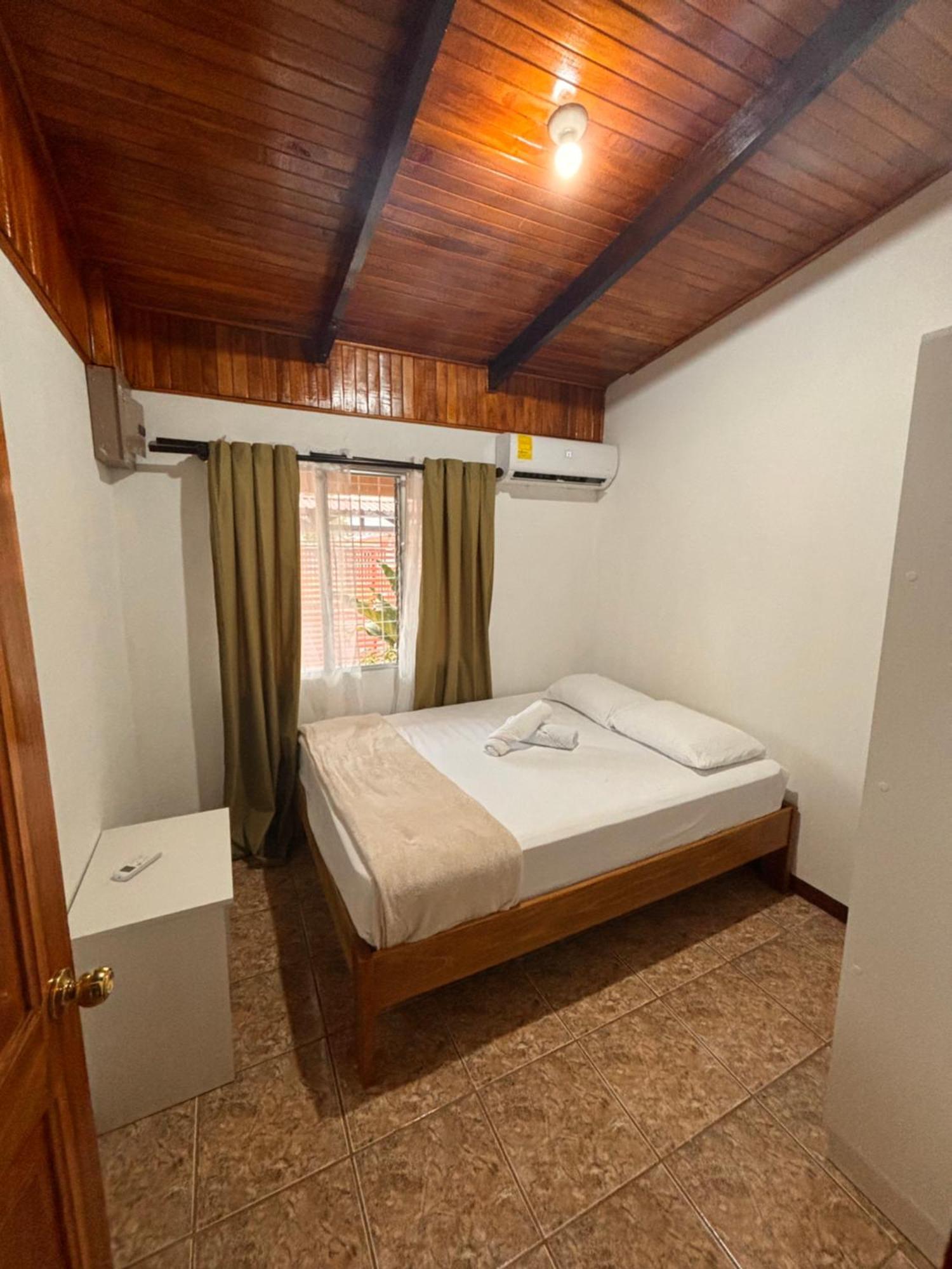 Apartamentos Maily La Fortuna Extérieur photo