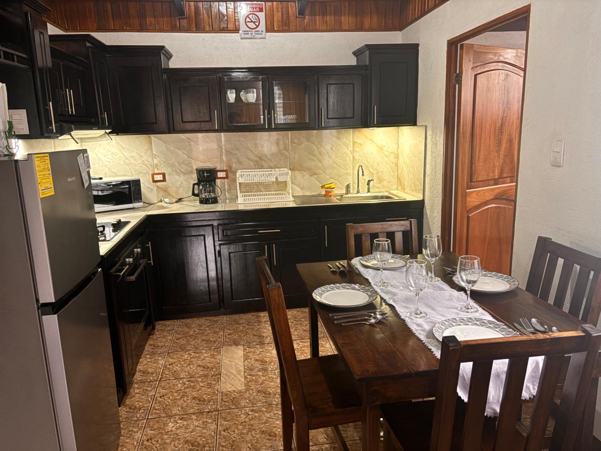 Apartamentos Maily La Fortuna Extérieur photo